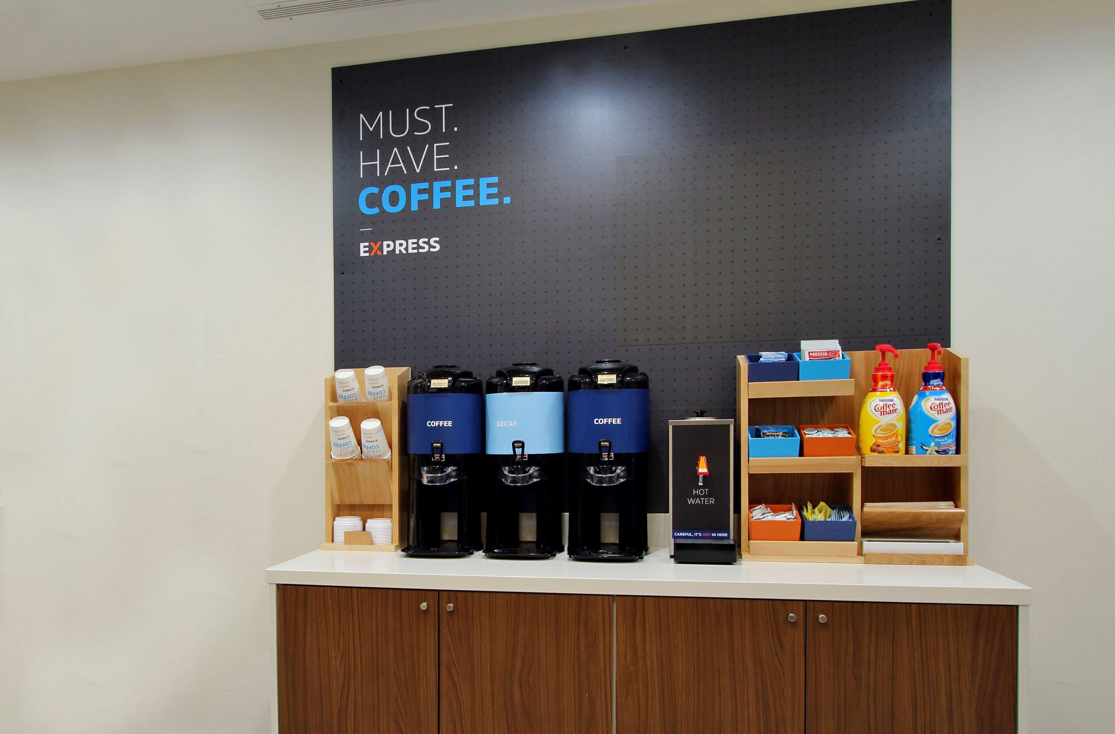 Holiday Inn Express Hotel & Suites Forest By Ihg Exteriör bild