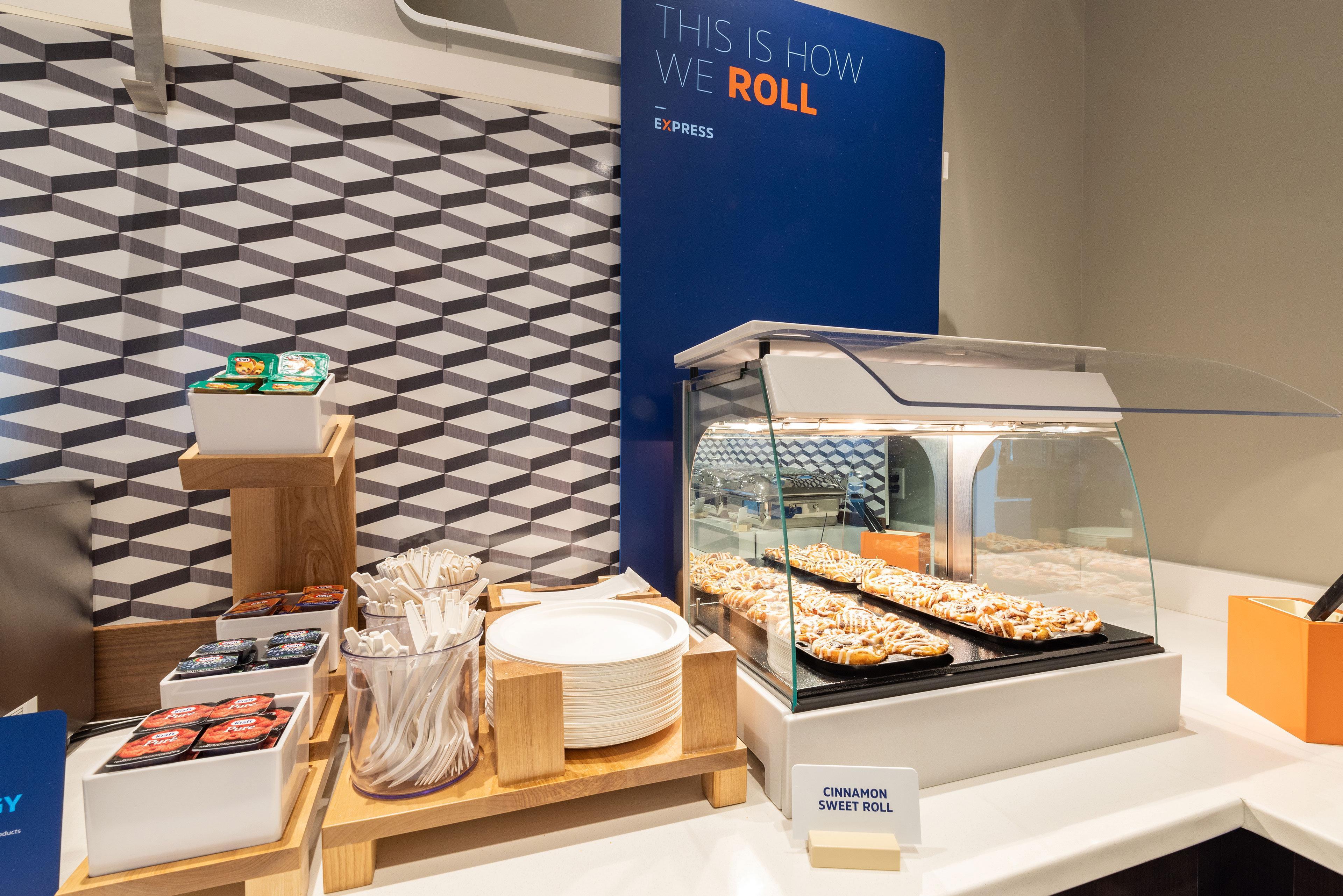 Holiday Inn Express Hotel & Suites Forest By Ihg Exteriör bild